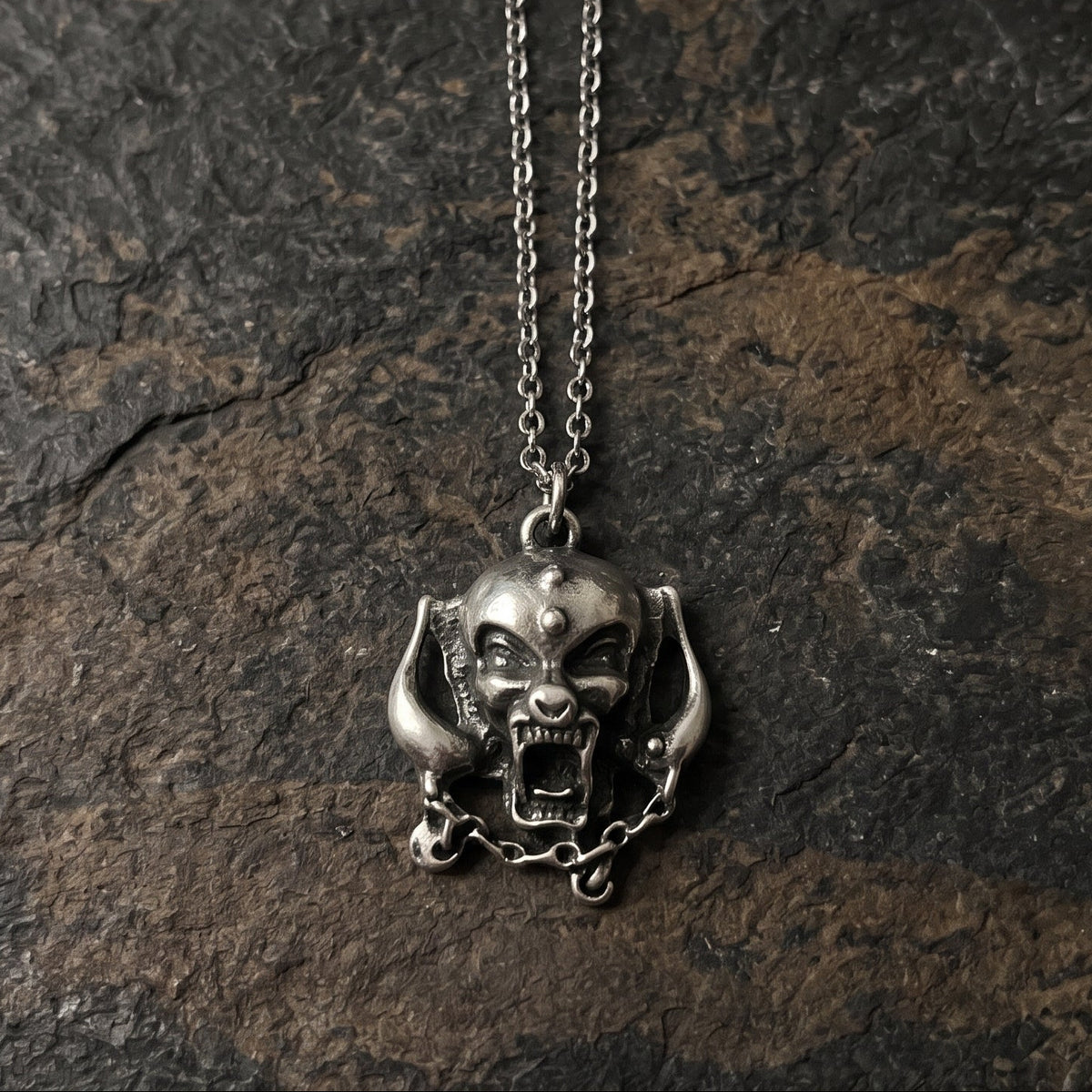 MOTORHEAD WAR PIG NECKLACE